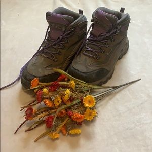 Women’s Hiking boots